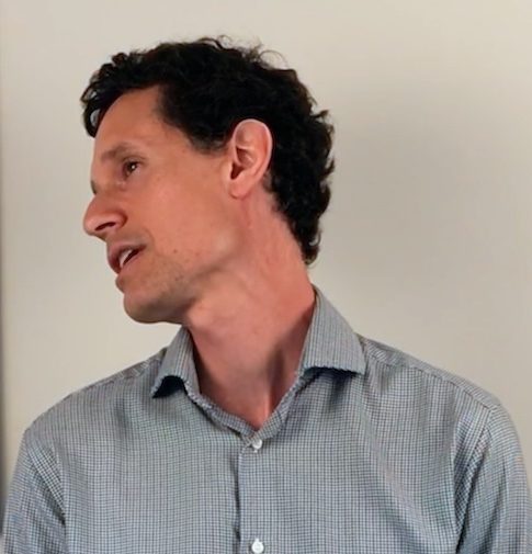 SCM neck stretch to reduce tightness and improve head alignment